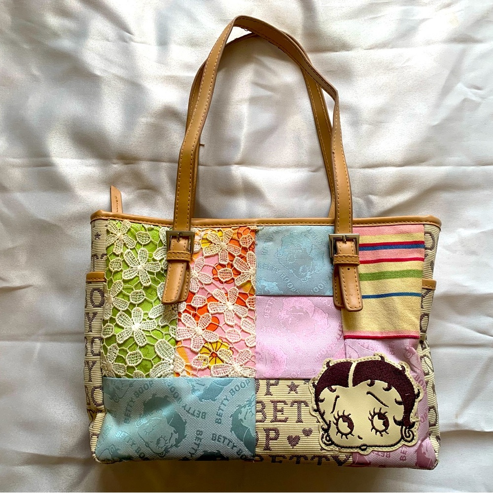 Retro 2007 Betty Boop Quilted Collector’s Purse